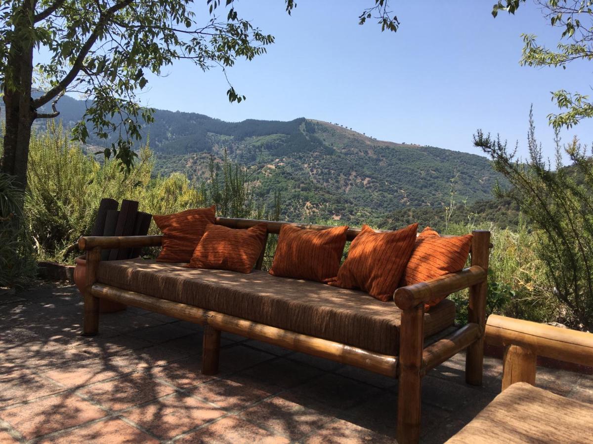 Secret Garden Retreats Hotel Juzcar Exterior photo